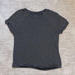 🦋2 for $15 - AE Striped TShirt